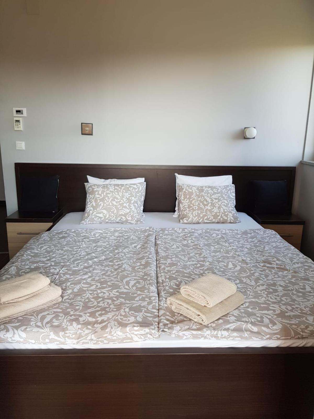 Sunset Apartments Zaton ซาตอน ห้อง รูปภาพ